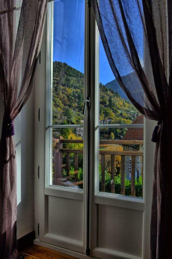 La Ribambelle Bed & Breakfast Saint-Martin-Vesubie Exterior photo